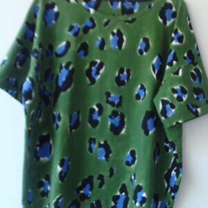 NWOT Margittes Green Animal Print Women's Short Sleeve T- Shirt, Size XL /44